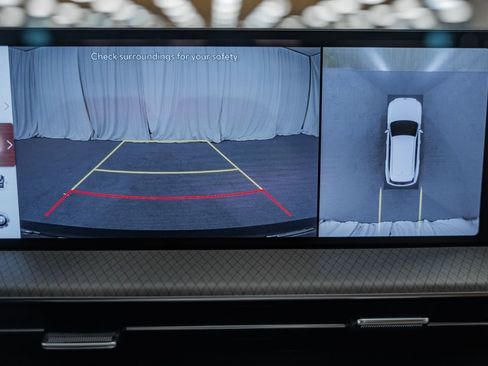 Used 2025 Genesis GV80 2.5T Prestige image 54