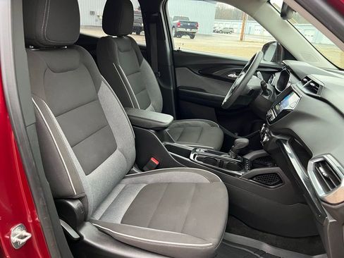 Used 2023 Chevrolet TrailBlazer LT w/ Convenience Package image 13