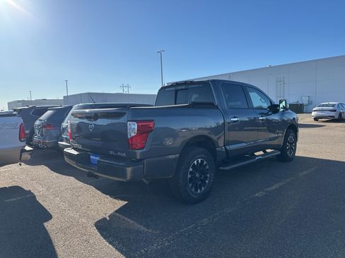 Used 2019 Nissan Titan SL w/ Off-Road Package image 3