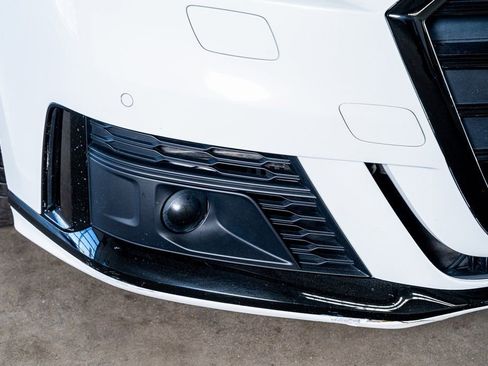 Used 2020 Audi S8 L w/ S8 Executive Package image 21