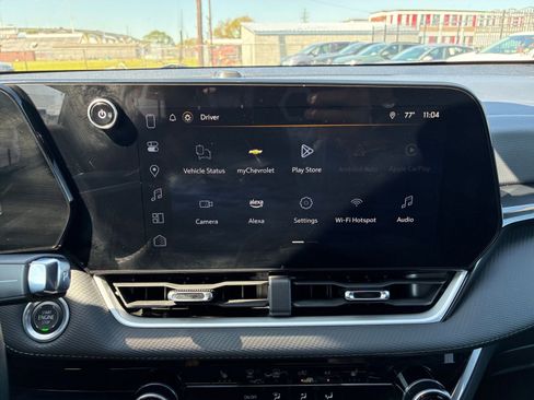 Used 2025 Chevrolet Equinox LT image 16