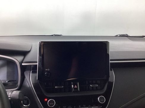 Used 2025 Toyota Corolla XSE FWD image 18
