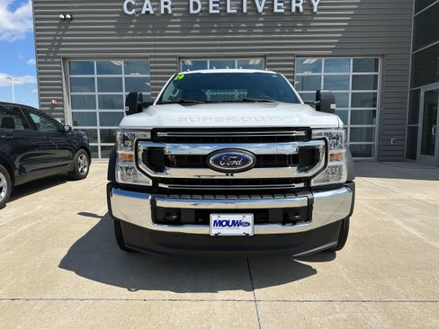 Used 2020 Ford F550 4x4 SuperCab Super Duty image 3
