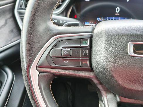 Used 2023 Jeep Grand Cherokee L Limited w/ Luxury Tech Group II AWD/4WD image 26