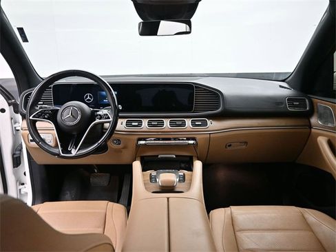 Used 2024 Mercedes-Benz GLE 350 4MATIC image 23