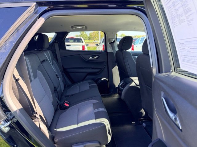 Certified 2026 Chevrolet Blazer LT FWD image 9