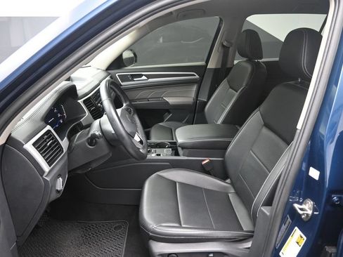 Used 2022 Volkswagen Atlas SE FWD image 18