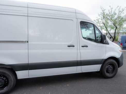 New 2025 Mercedes-Benz Sprinter 2500 image 4