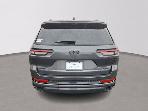 Used 2024 Jeep Grand Cherokee L Summit w/ Advanced Protech Group IV image 5