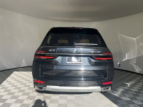 Used 2024 BMW X7 xDrive40i w/ Premium Package image 6