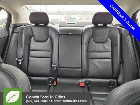 Used 2024 Volvo S60 B5 Plus image 26
