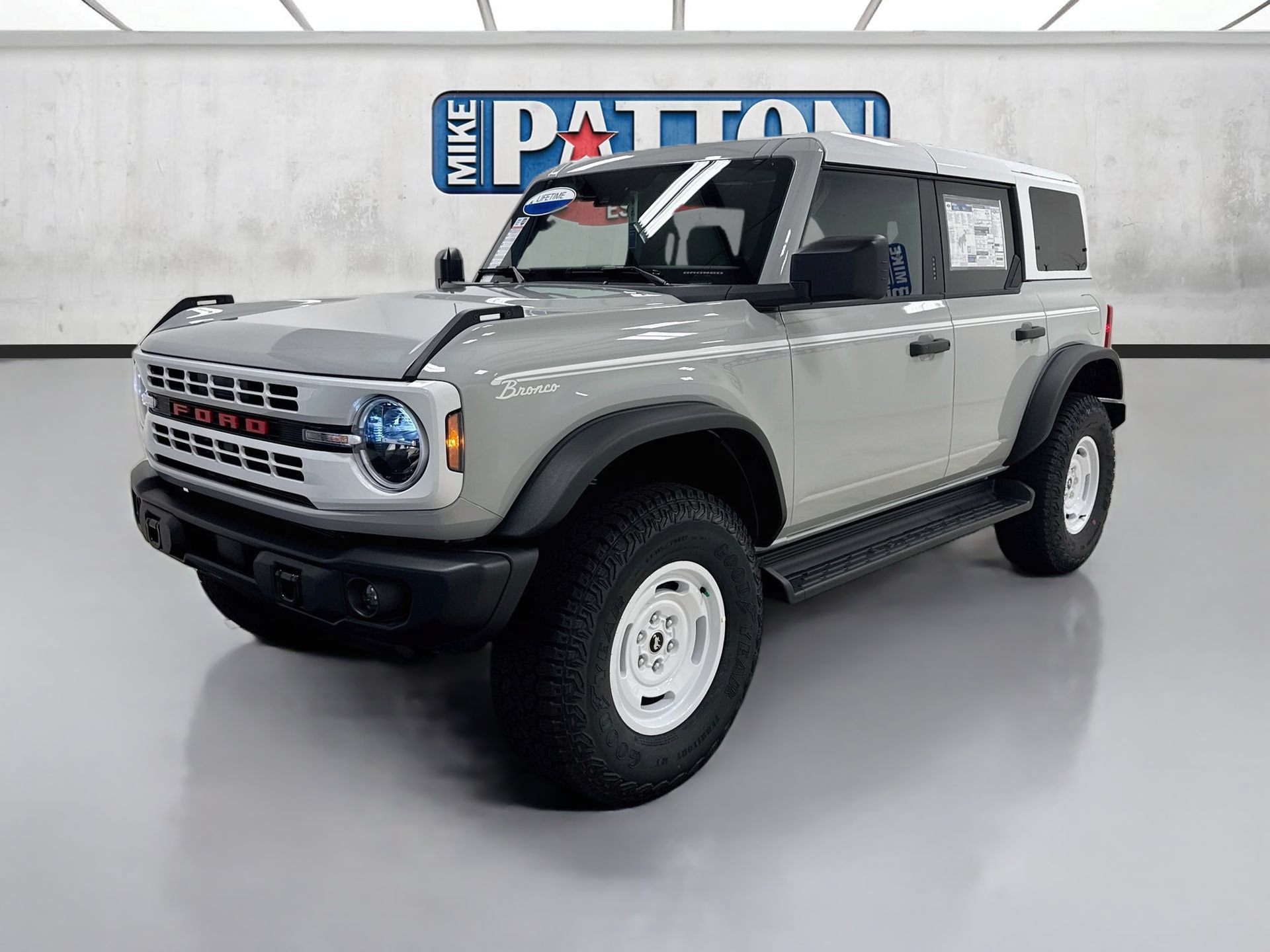 New 2026 Ford Bronco Heritage Edition AWD/4WD image 3