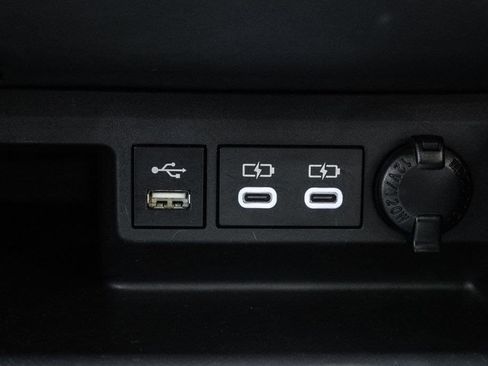 Certified 2022 Toyota Highlander XLE image 21