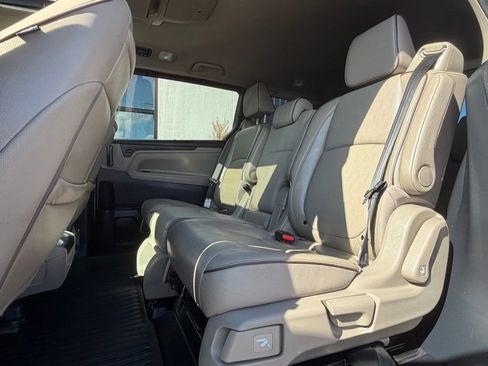 Used 2023 Honda Odyssey Elite image 24
