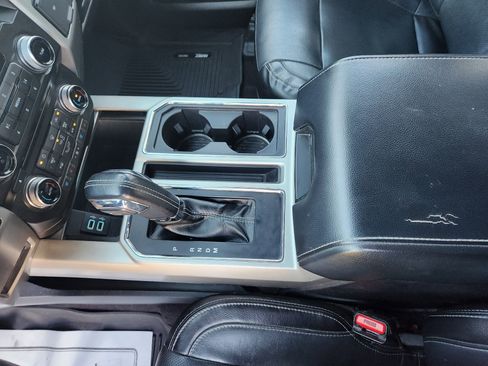 Used 2017 Ford F150 Lariat w/ Equipment Group 502A Luxury image 14