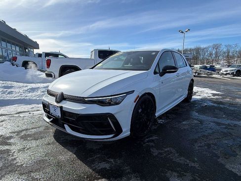 Used 2025 Volkswagen Golf R Black Edition image 3