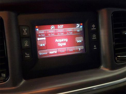 Used 2017 Dodge Charger SE w/ Blacktop Package image 17