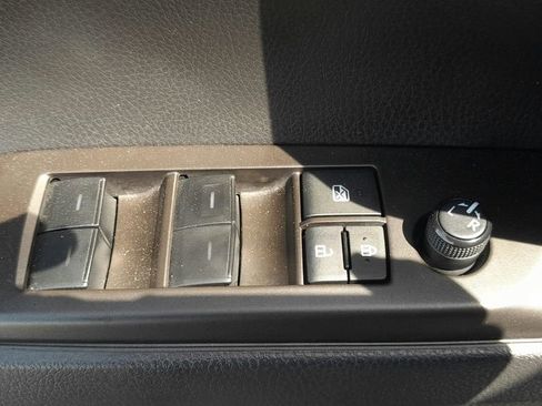 Used 2023 Toyota Camry LE FWD image 16