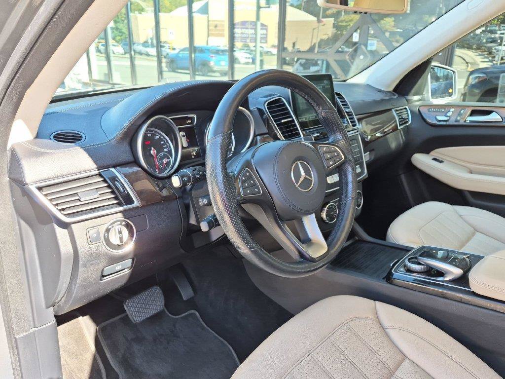 Used 2018 Mercedes-Benz GLS 450 4MATIC image 16
