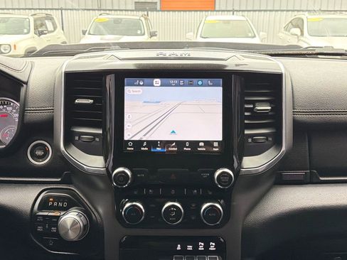 Used 2022 RAM 1500 Laramie AWD/4WD image 18