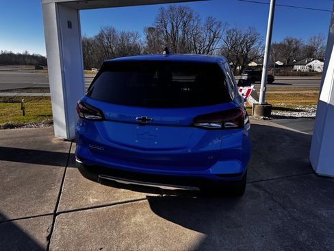 Used 2024 Chevrolet Equinox LT w/ LPO, Floor Liner Package image 3