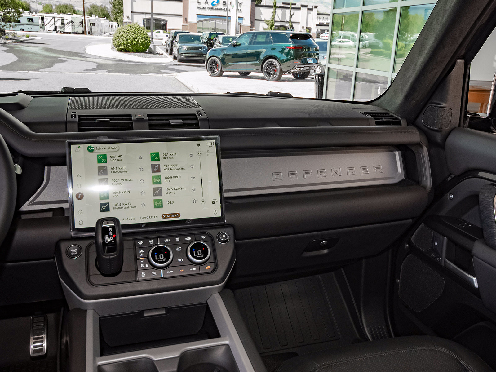 New 2026 Land Rover Defender 110 V8 AWD/4WD image 41