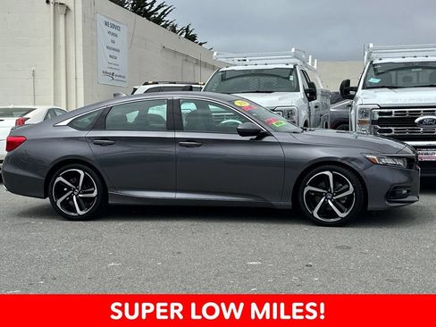 Used 2020 Honda Accord Sport image 2