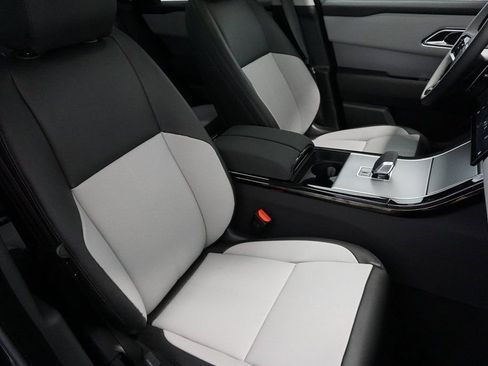 Used 2025 Land Rover Range Rover Velar S image 24