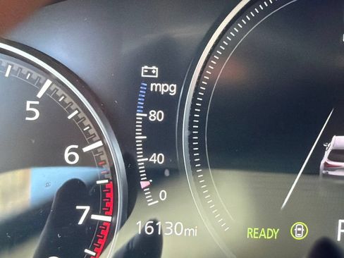Used 2025 MAZDA CX-90 3.3 Turbo w/ Preferred Package AWD/4WD image 4