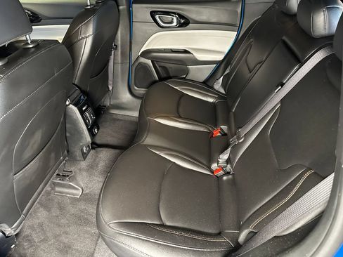 Used 2024 Jeep Compass Limited AWD/4WD image 19