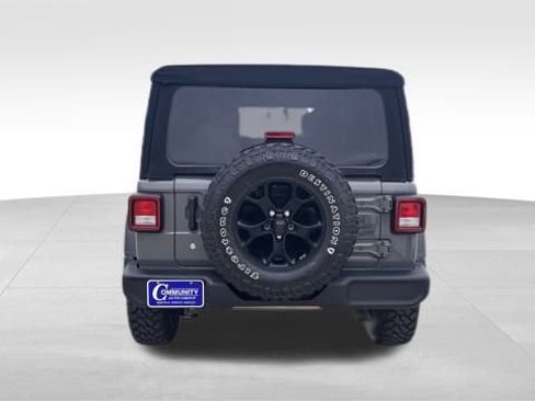 Used 2020 Jeep Wrangler Unlimited Willys image 8