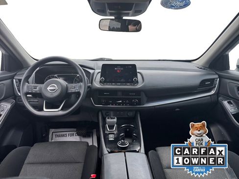 Used 2024 Nissan Rogue SV AWD/4WD image 12