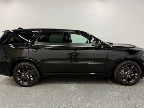 Used 2022 Dodge Durango R/T w/ Blacktop Package image 2
