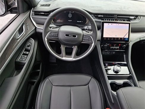 New 2025 Jeep Grand Cherokee L Limited w/ Black Appearance Package image 2