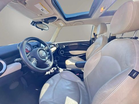 Used 2013 MINI Cooper Clubman FWD image 11