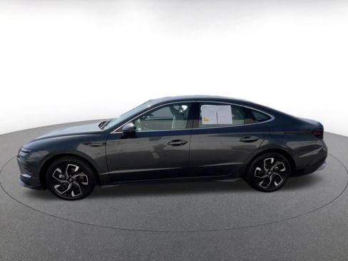 Used 2025 Hyundai Sonata SEL FWD image 8