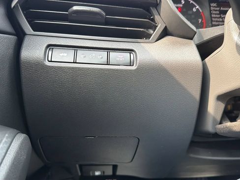 Used 2024 Nissan Altima 2.5 S FWD image 15