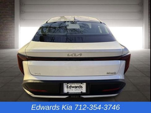 New 2026 Kia K4 LX image 10