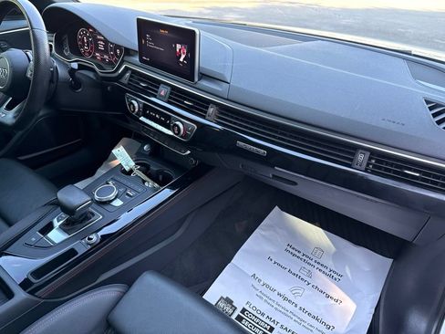 Used 2019 Audi A4 2.0T Premium Plus AWD/4WD image 12
