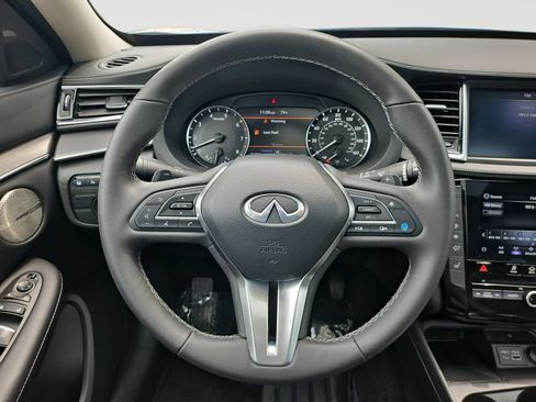 Used 2023 INFINITI QX50 Luxe FWD image 44
