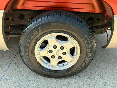 Used 2001 Chevrolet Silverado 1500 LS w/ Firm Ride Suspension Pkg RWD image 37