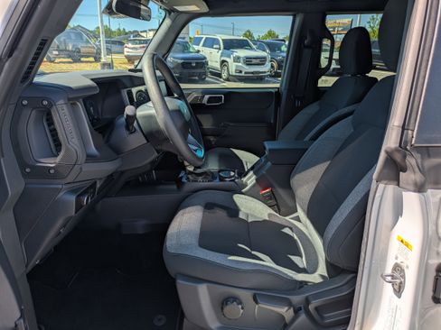 Used 2025 Ford Bronco 4-Door w/ Sasquatch Package AWD/4WD image 27