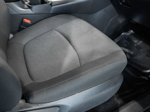 Used 2025 Toyota RAV4 XLE image 29