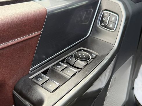 Used 2023 Ford F150 Lariat image 17