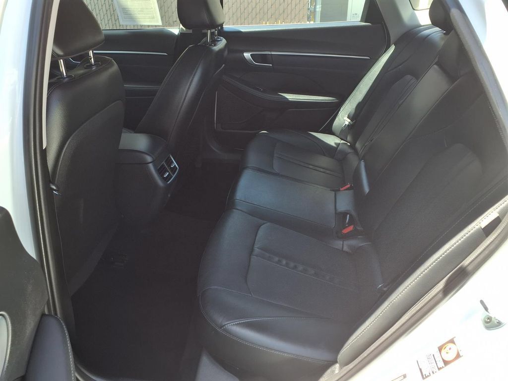 Used 2021 Hyundai Sonata Limited FWD image 23