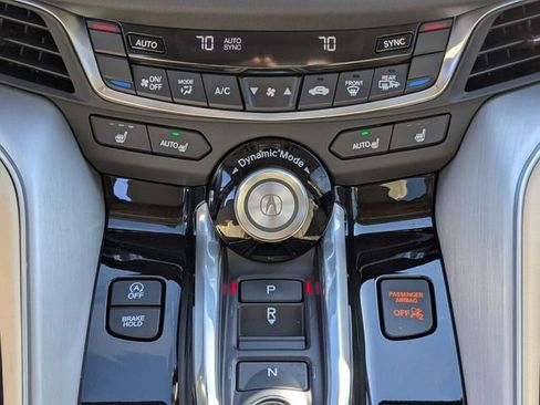 Certified 2025 Acura TLX w/ Technology Package image 15