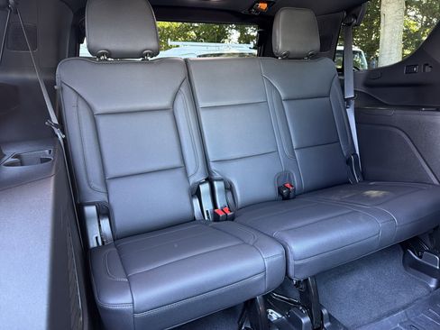 Used 2021 Chevrolet Tahoe LT w/ LT Signature Package AWD/4WD image 33