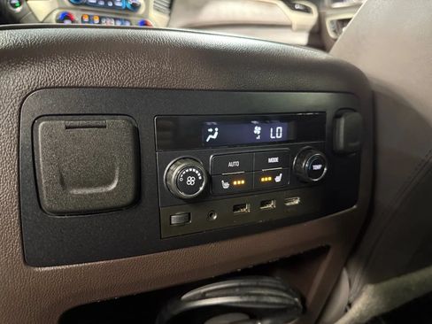 Used 2019 GMC Yukon XL Denali w/ Denali Ultimate Package AWD/4WD image 31