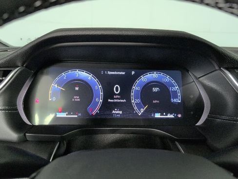 New 2025 Jeep Grand Cherokee Laredo X w/ Luxury Tech Group I image 17