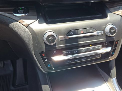 Used 2020 Ford Explorer Limited RWD image 20